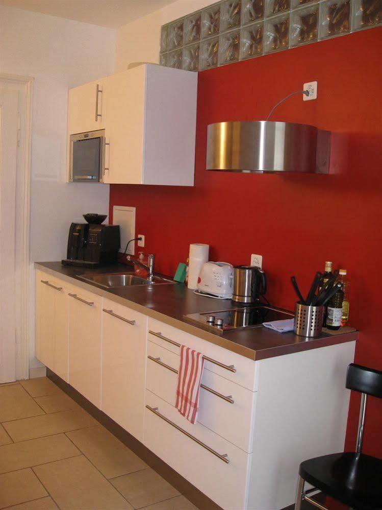 Unique Serviced Living @ Airport Line Basel Luaran gambar